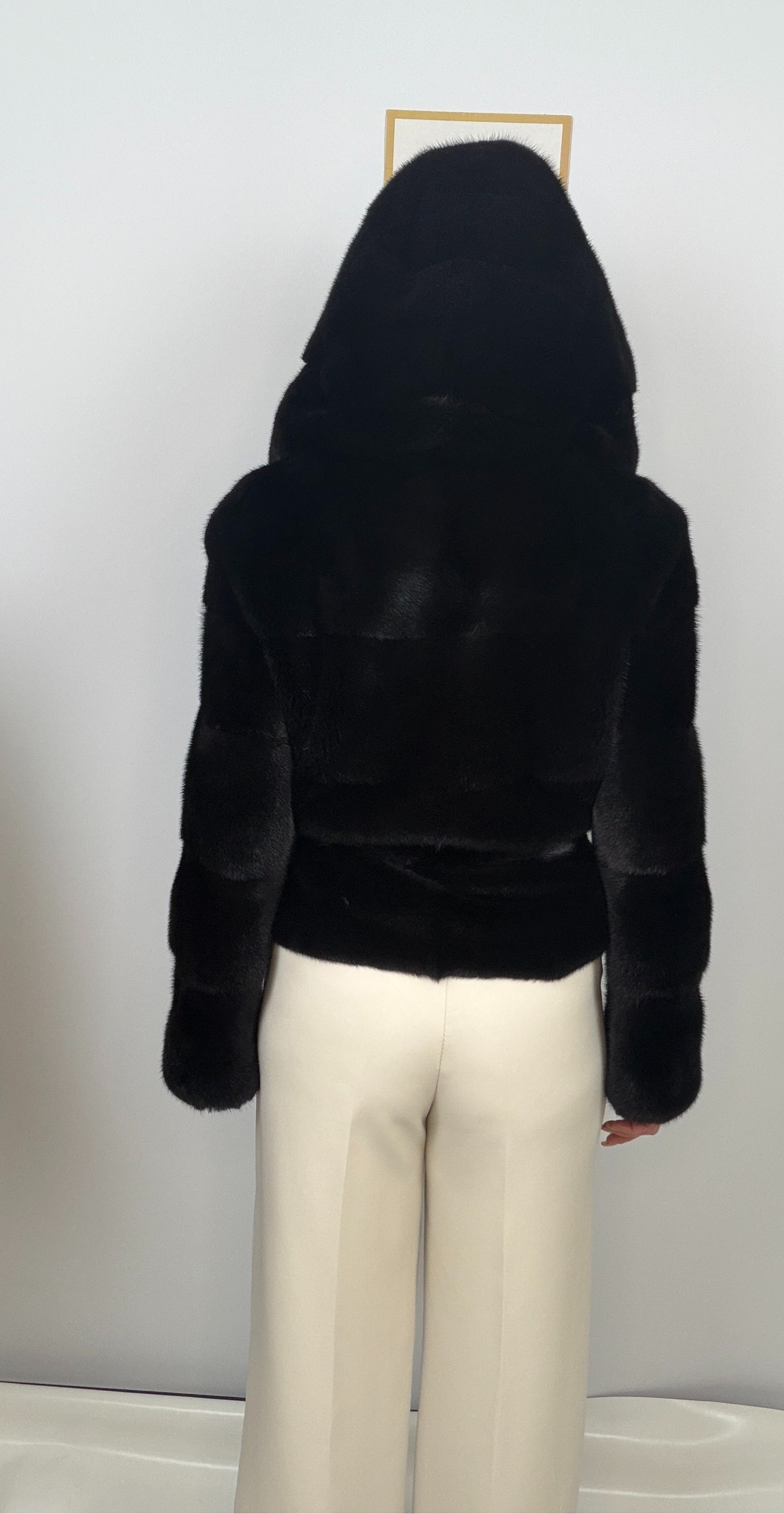 Giacca in Visone Blackglama con Collo e Cappuccio Sciallato – dettaglio 6