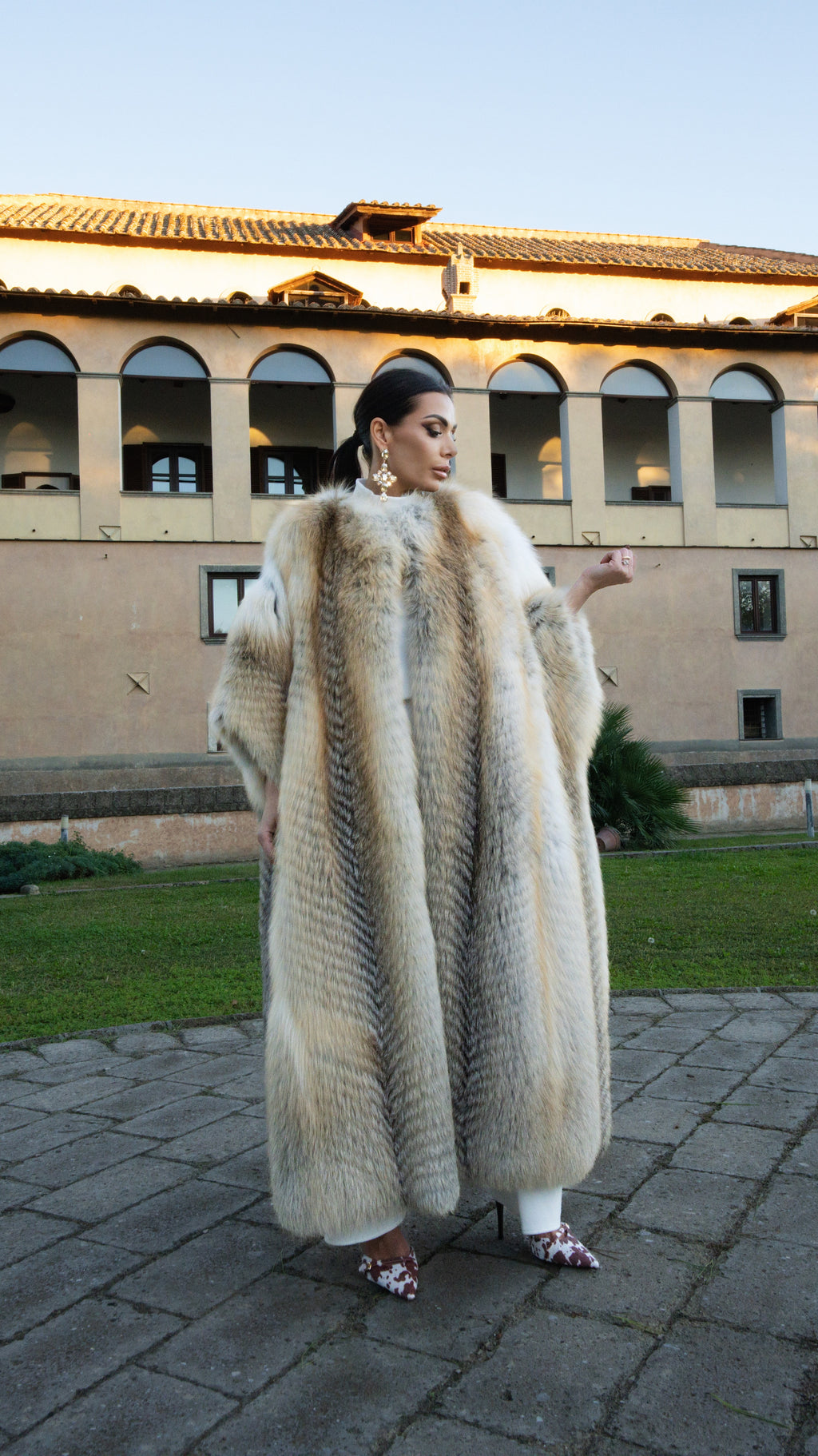 Kimono in Volpe Golden Island Lavorazione Filettata – Modello Esclusivo – pelliccia di lusso artigianale Made in Italy