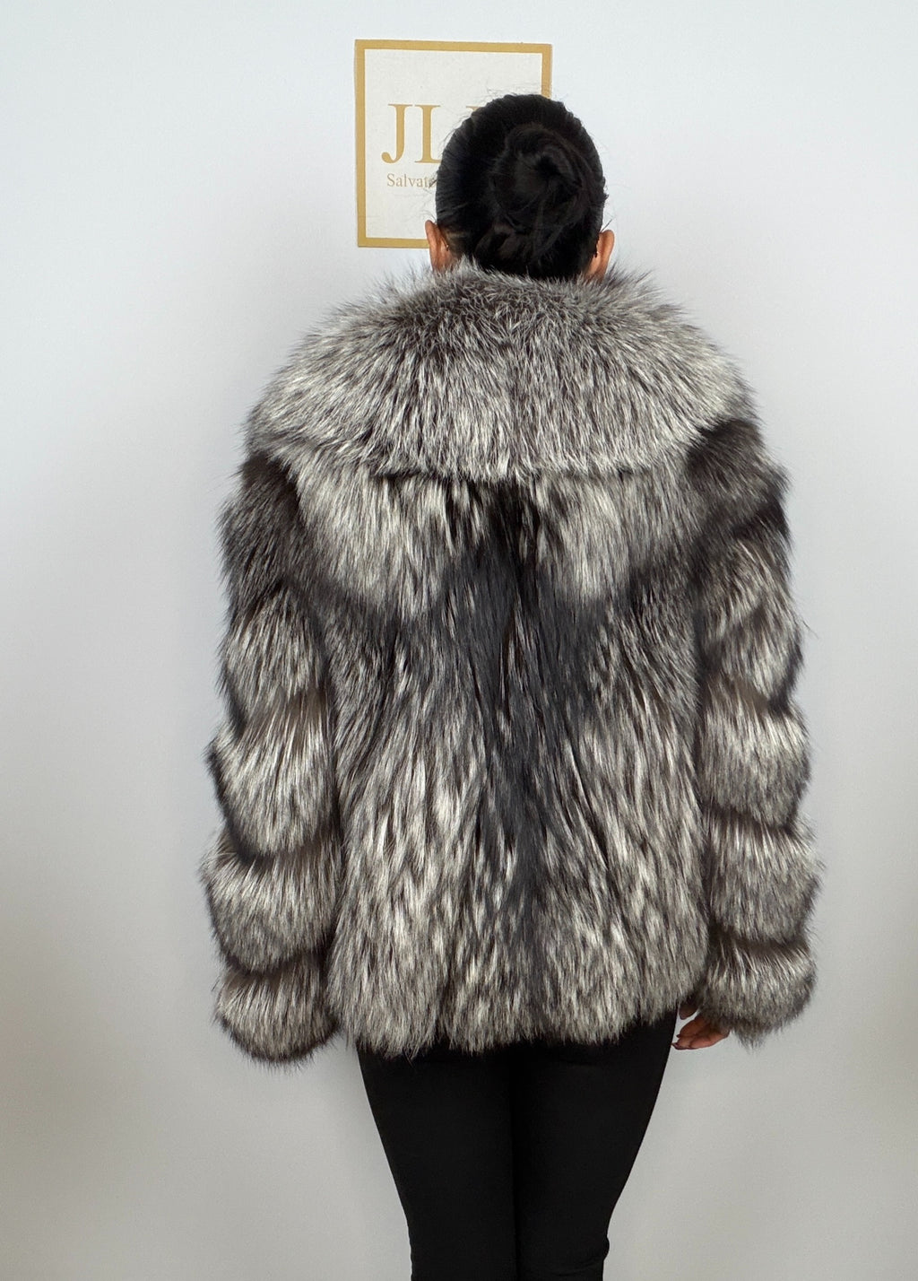 Giacca Corta in Volpe Argentata con Collo Sciallato – 60/65 cm – dettaglio 7
