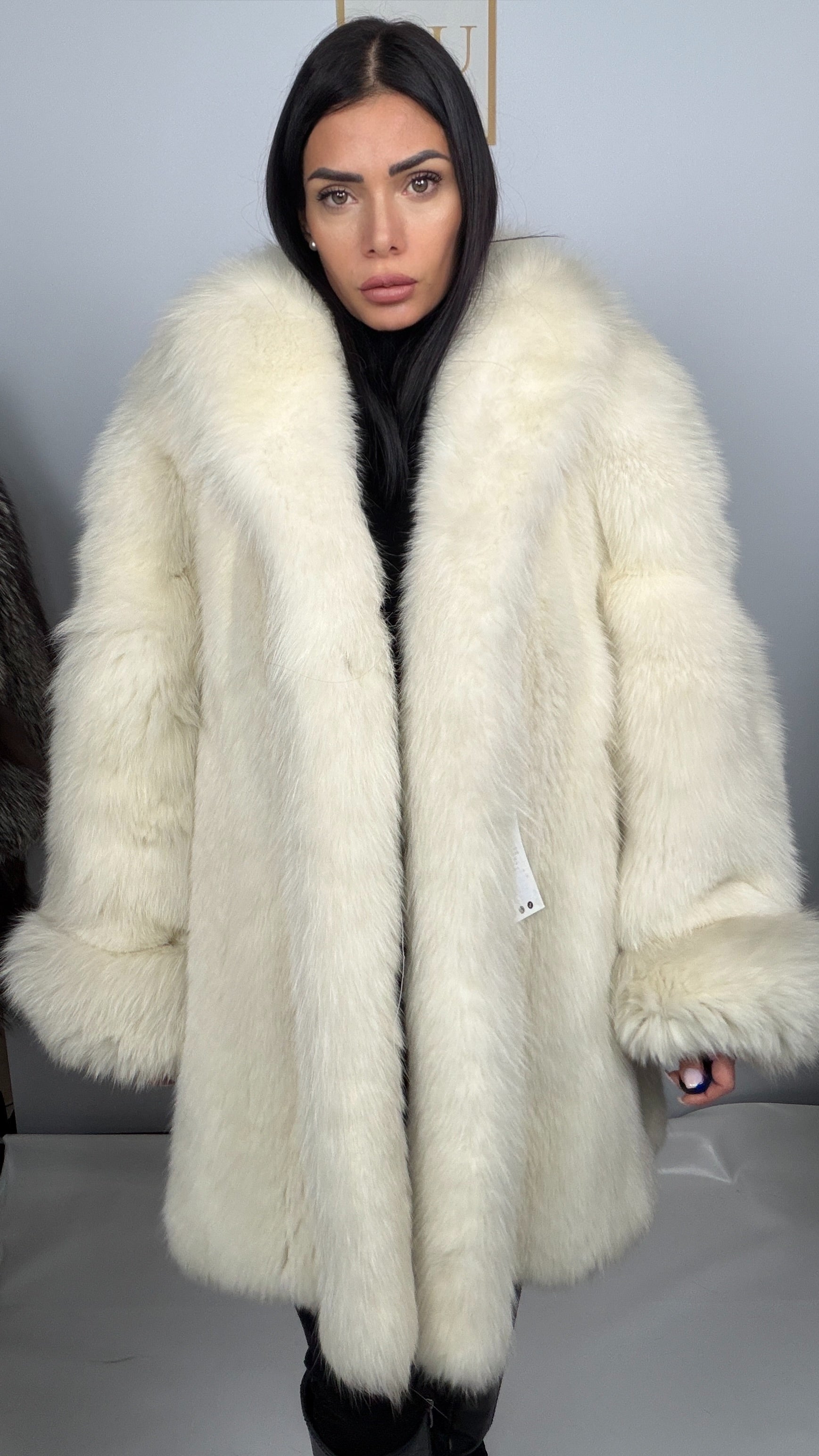 Giacca in Volpe Shadow con Mini Collo Sciallato – Chiara – dettaglio 2