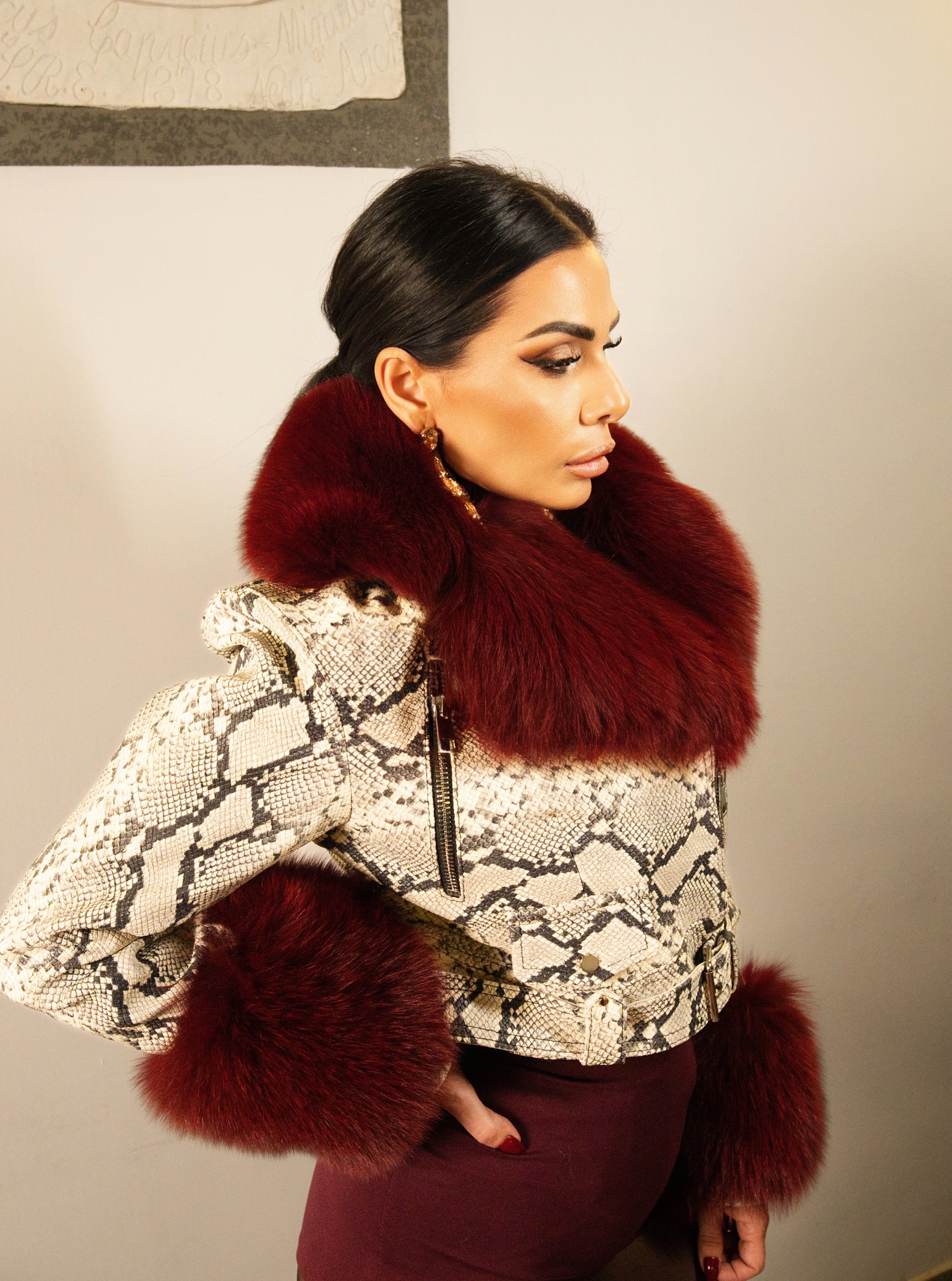 Giacca crop in pelle