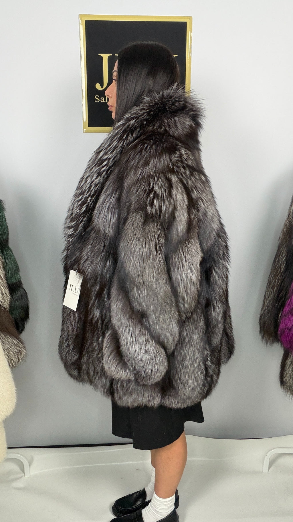 Giacca in Volpe Argentata Grigia – 80 cm – dettaglio 3