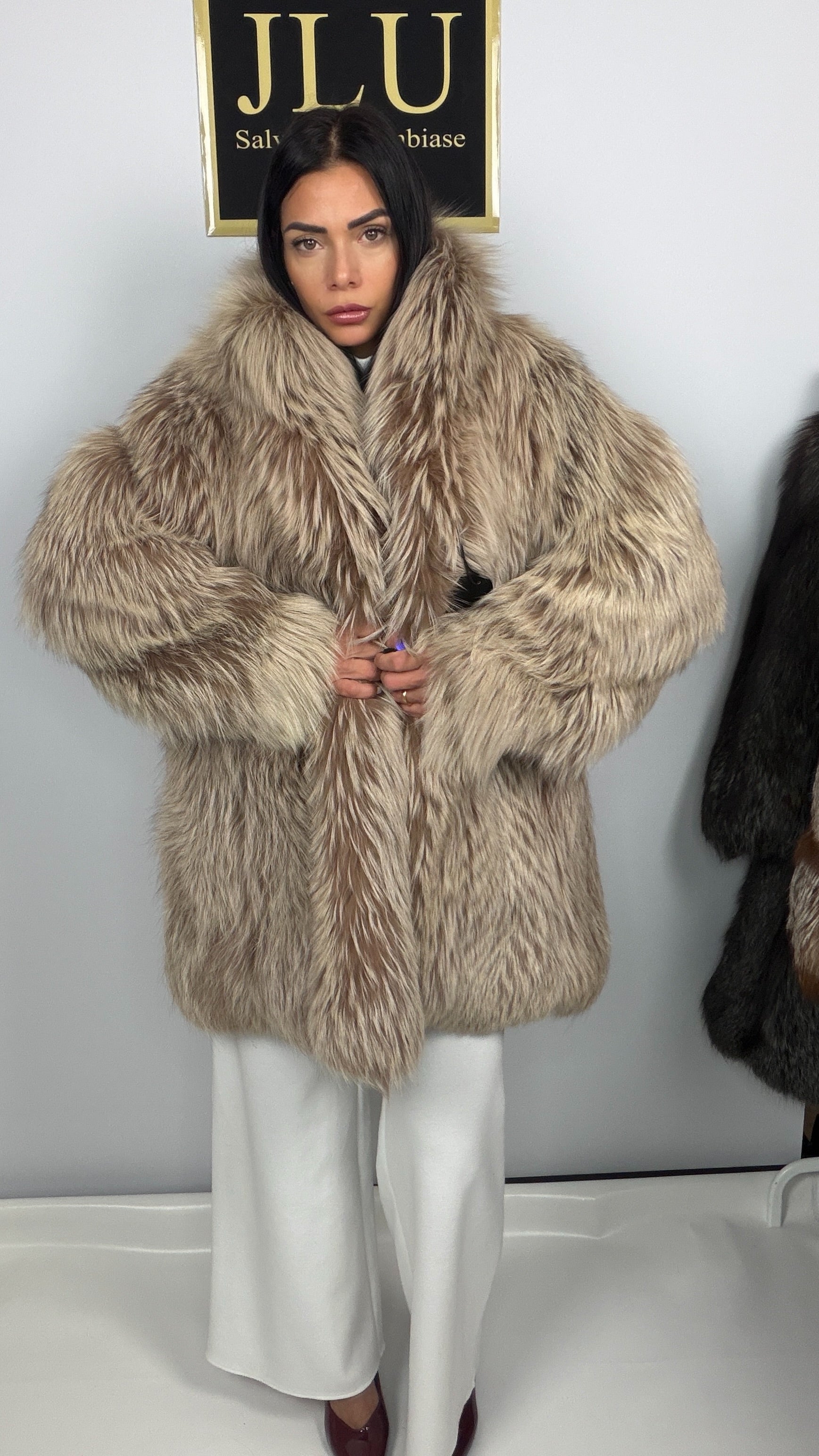 Giacca in Volpe Argentata Tortora Beige – 80 cm – dettaglio 3