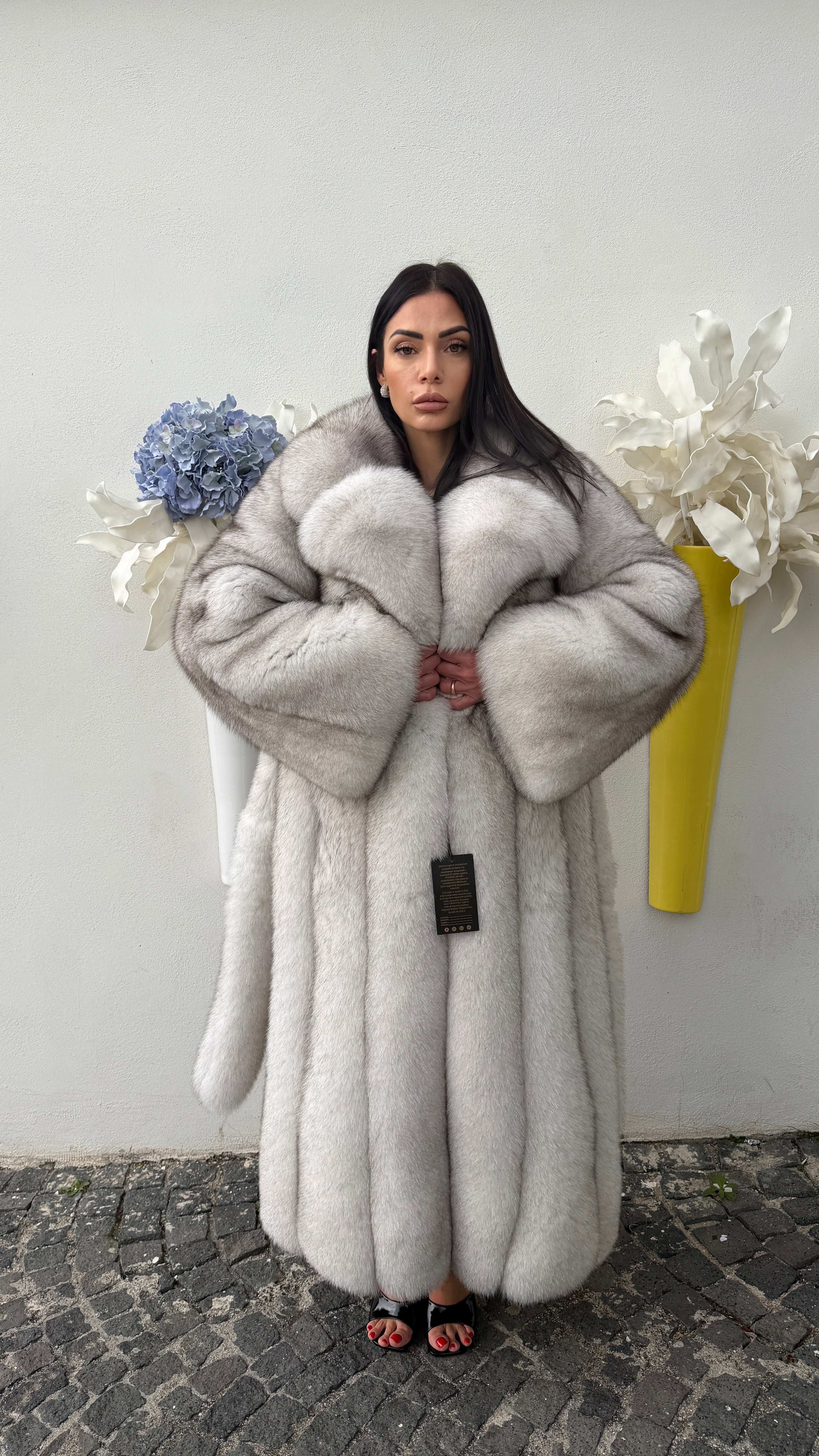 Cappotto in Volpe di Groenlandia Pelle Intera con Collo e Bavero – pelliccia di lusso artigianale Made in Italy