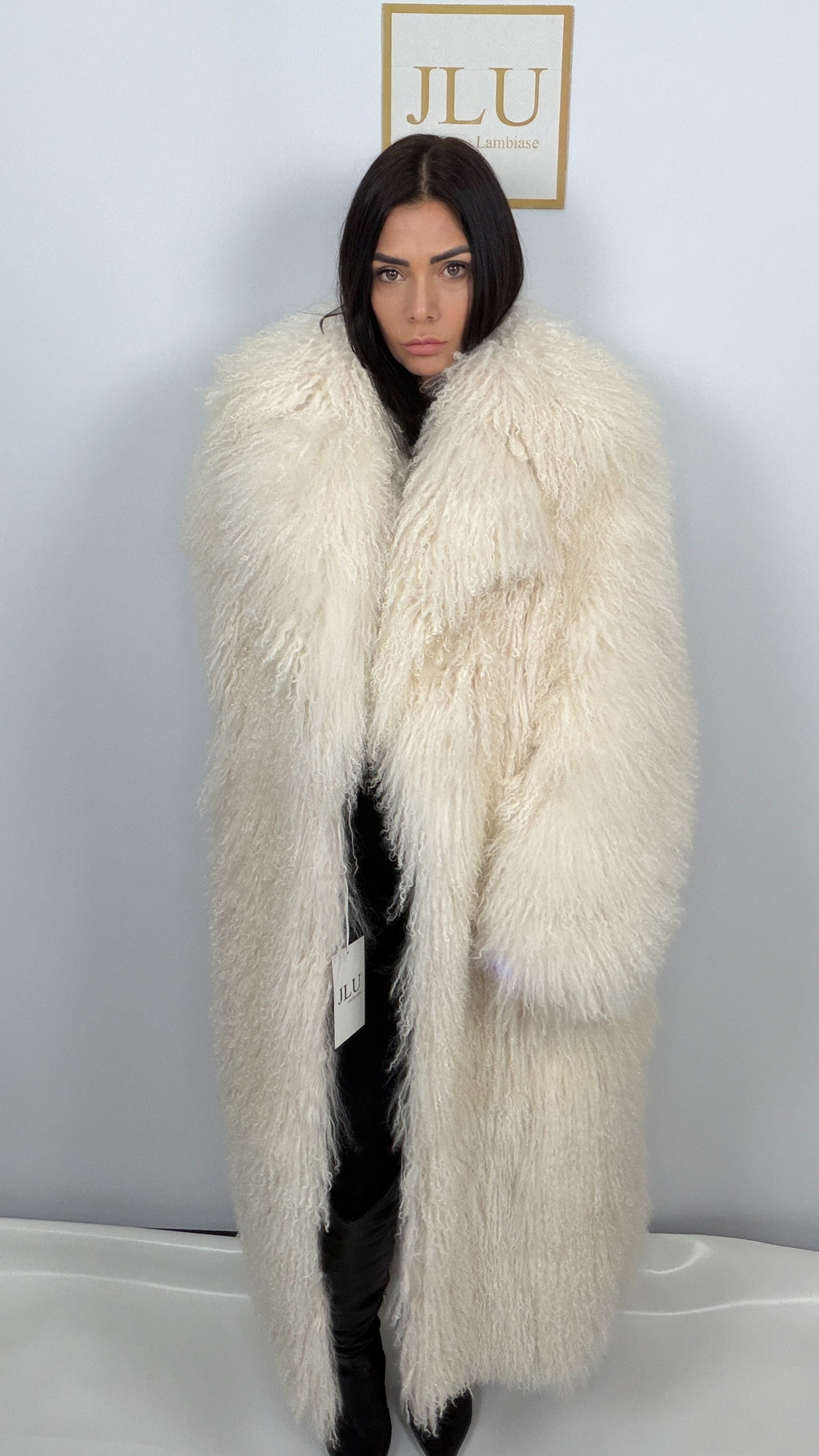 Cappotto in Mongolia con Collo Sciallato – Modello III – dettaglio 5