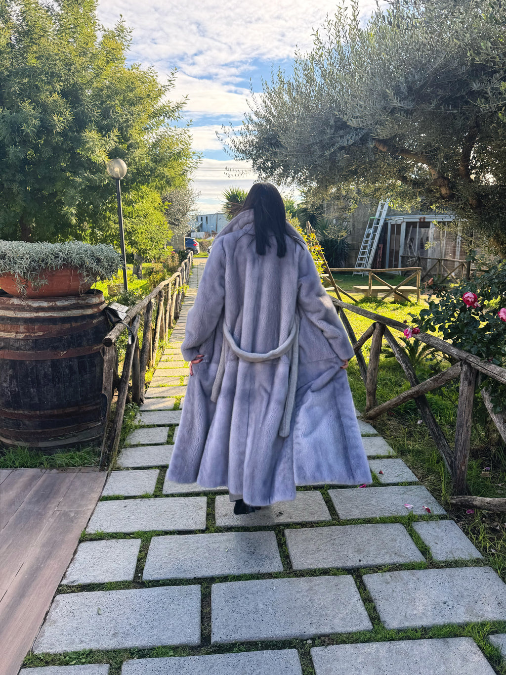 Cappotto in Visone Zaffiro Pelle Intera con Cintura – dettaglio 4