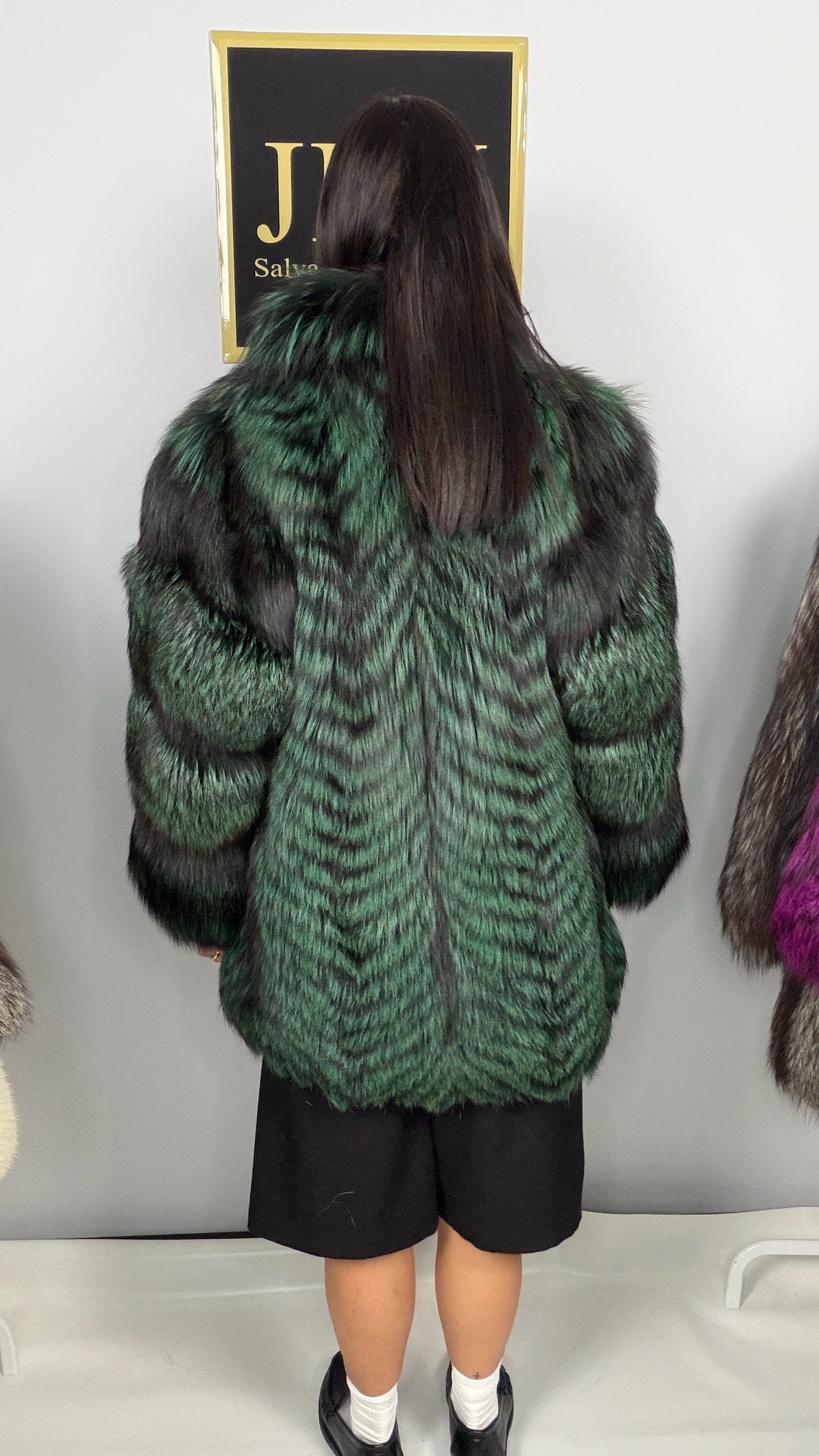 Giacca in Volpe Argentata Verde Scuro – 75 cm – dettaglio 5