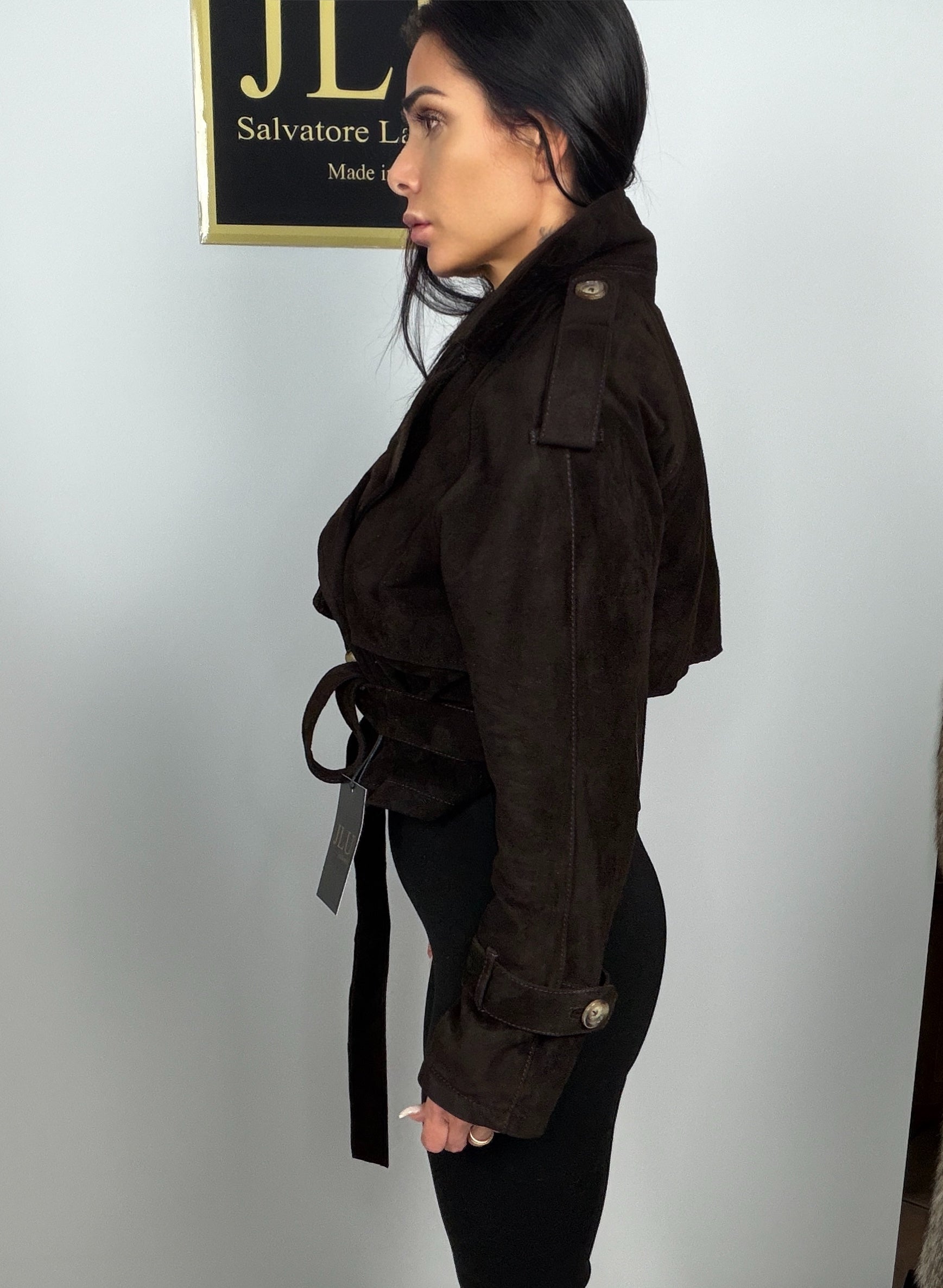 Mod.trench in pelle di camoscio