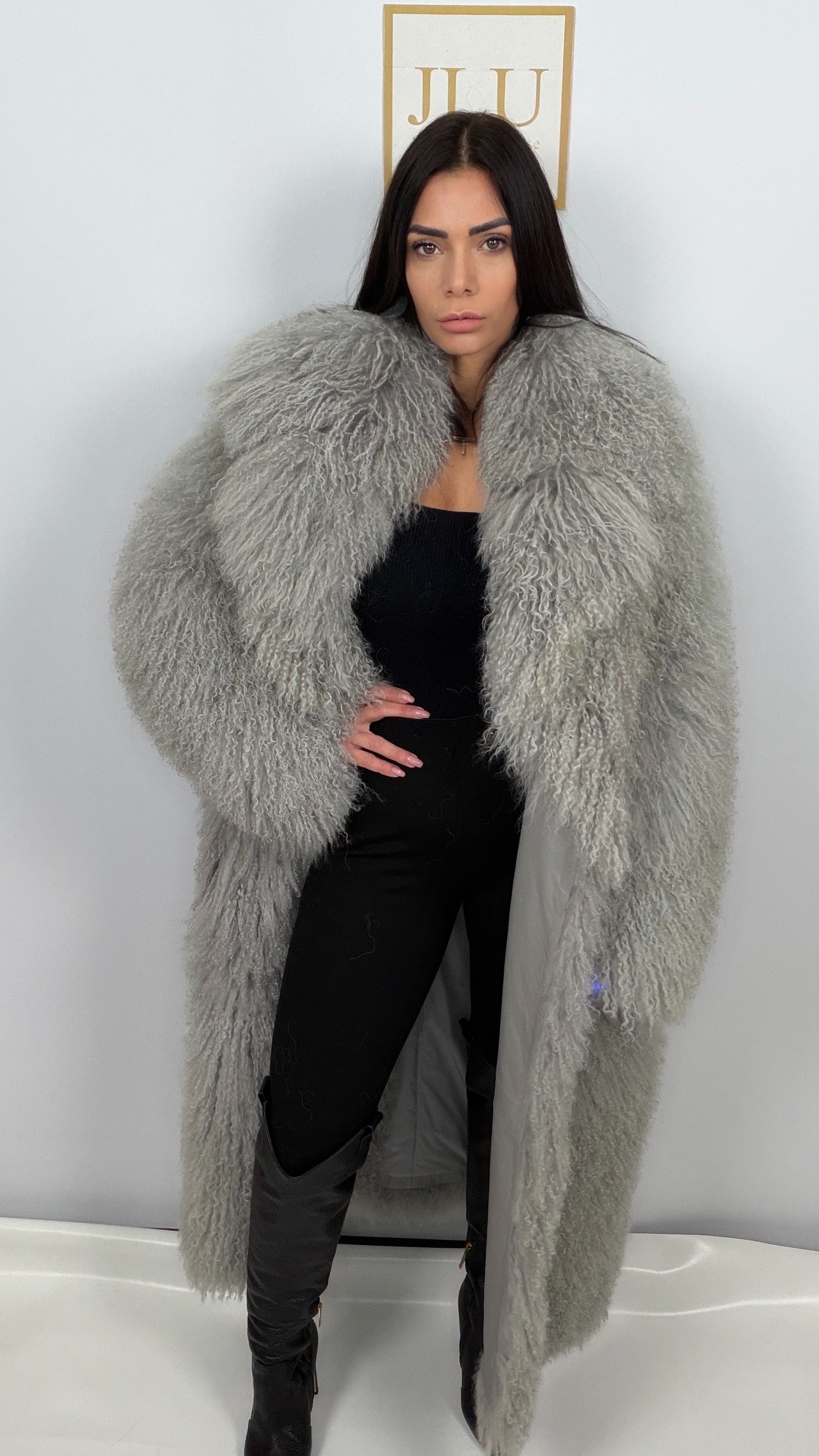 Cappotto in Mongolia con Collo Sciallato – Modello II – dettaglio 3