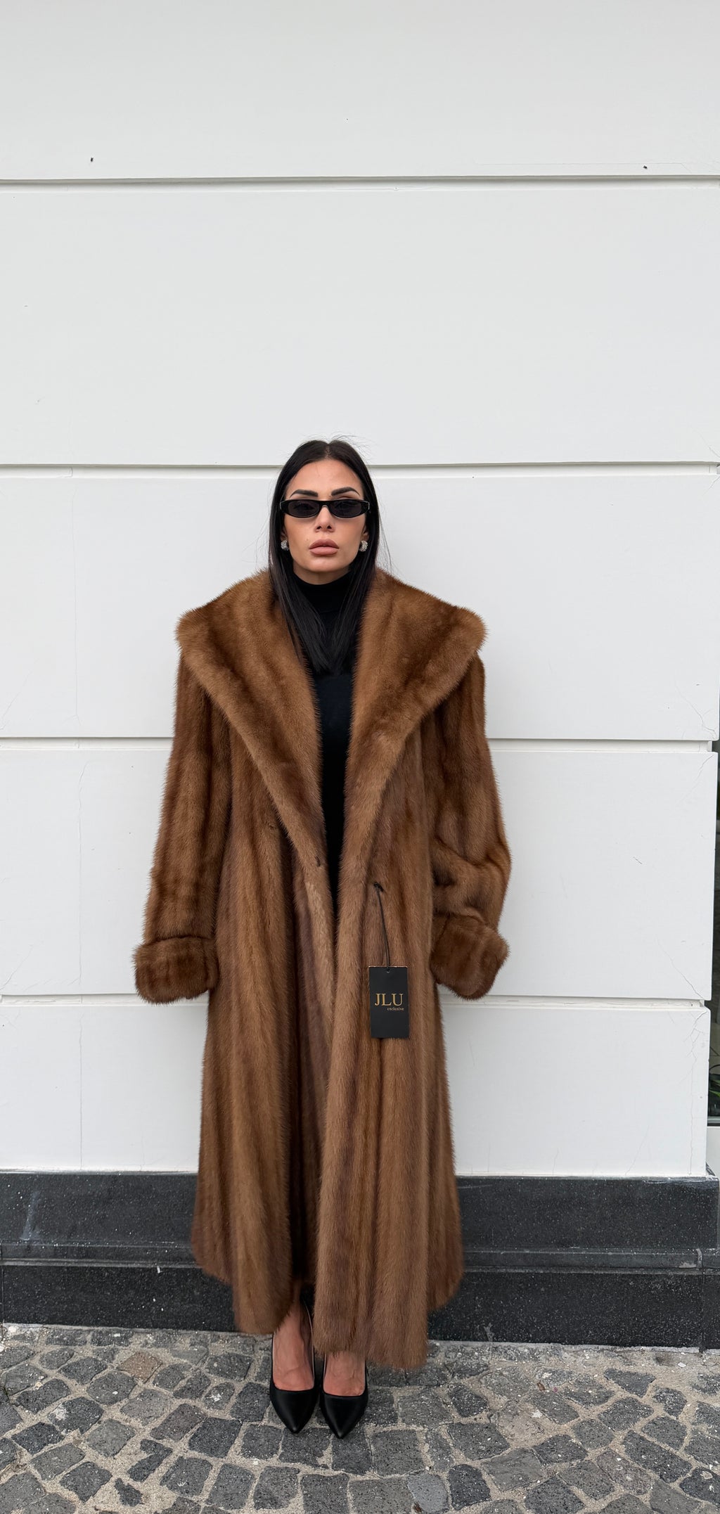 Cappotto in Visone Demibuff con Collo Sciallato – 130 cm – pelliccia di lusso artigianale Made in Italy