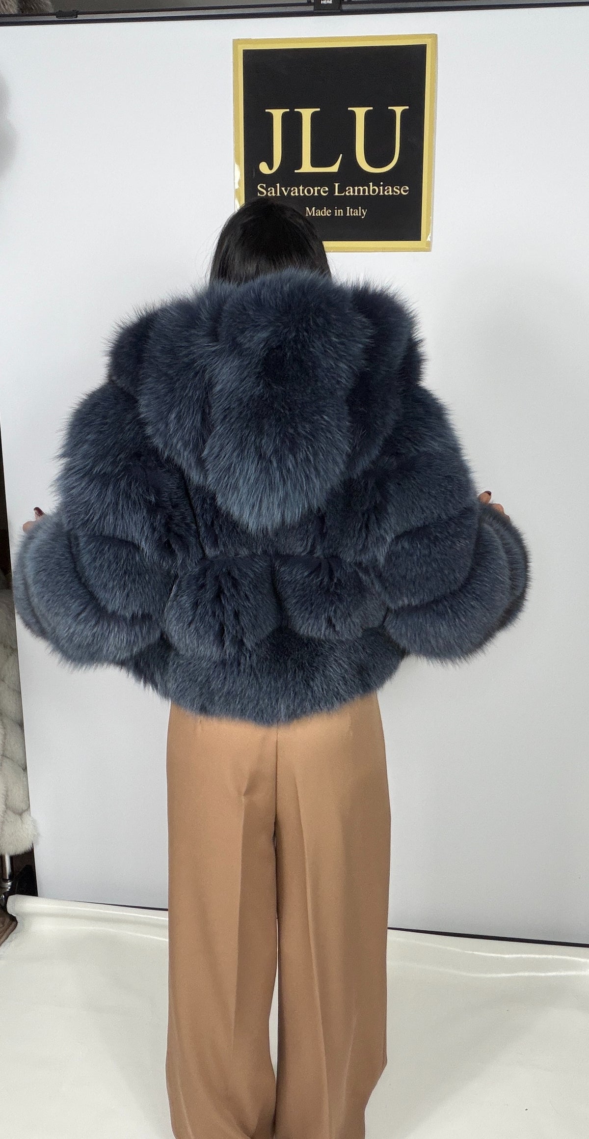 Volpe blu navy modello bomber