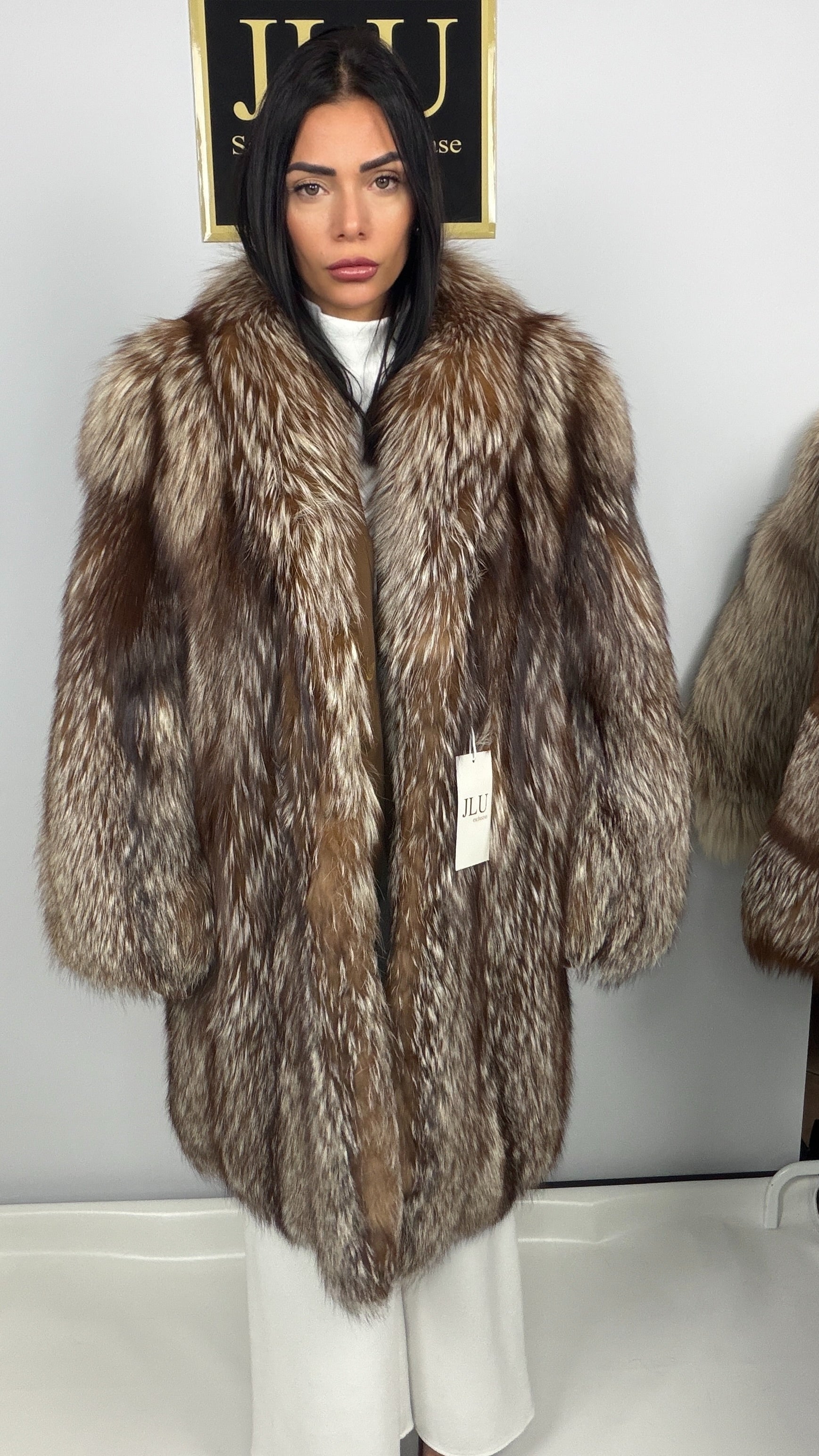 Giacca in Volpe Argentata Decolorata Bronzo – dettaglio 2