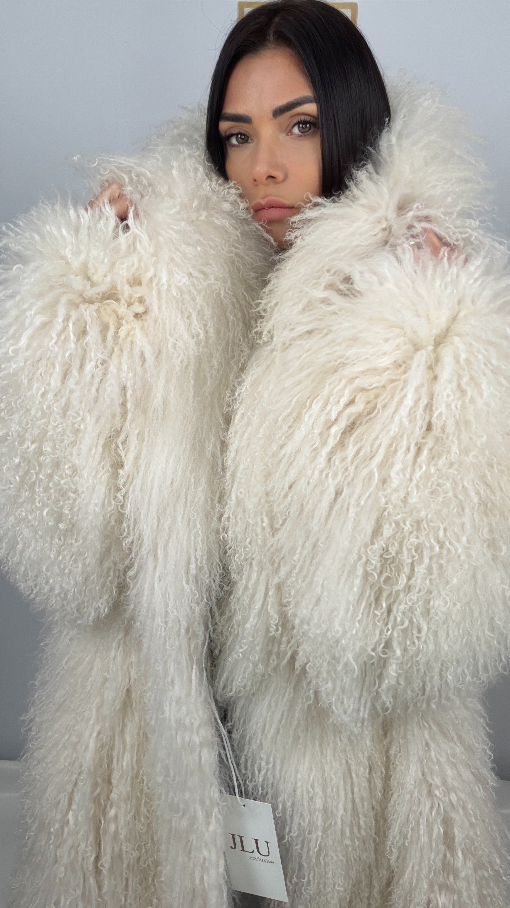 Cappotto in Mongolia con Collo Sciallato – Modello III – pelliccia di lusso artigianale Made in Italy