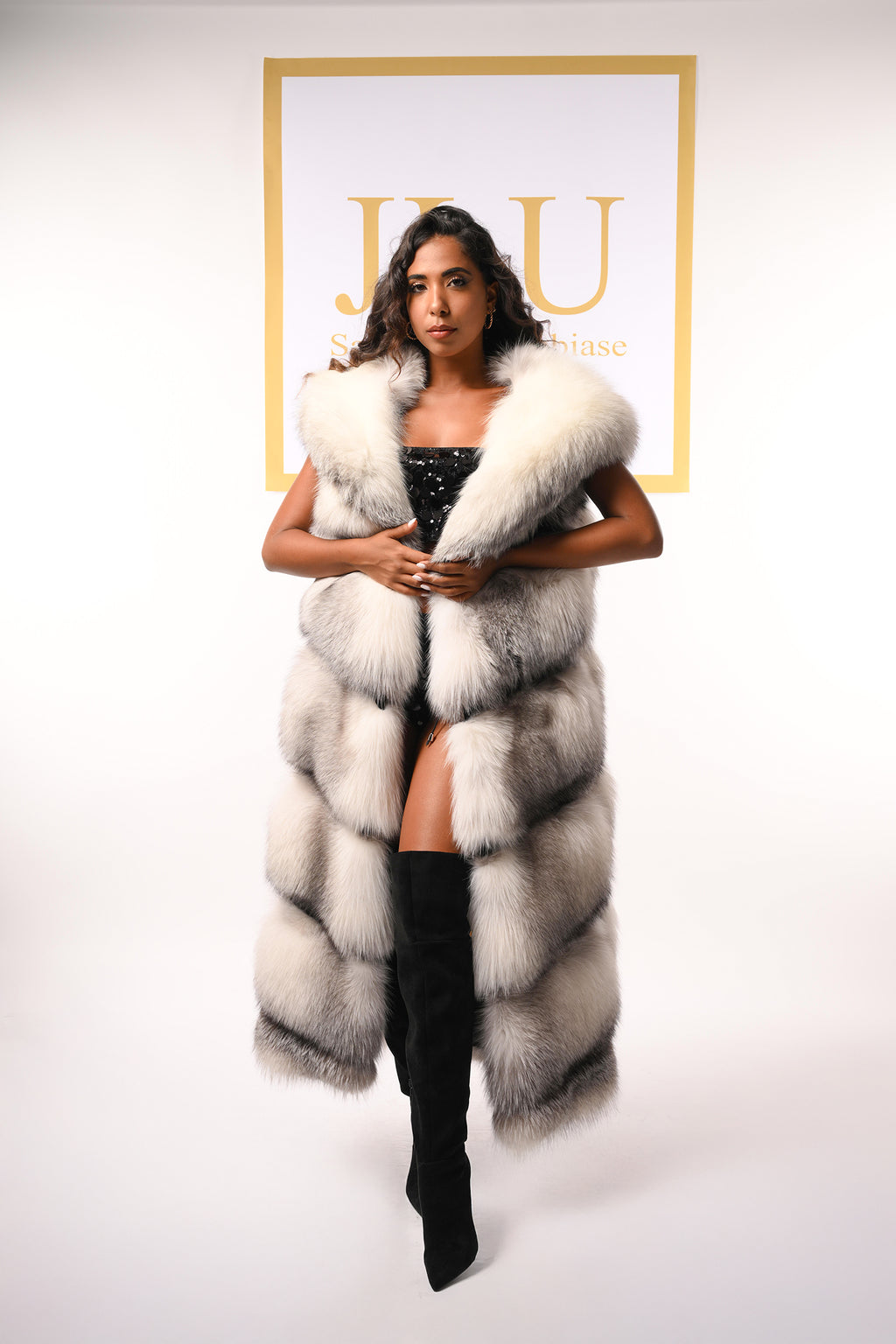 Smanicato in volpe shadow blue frost