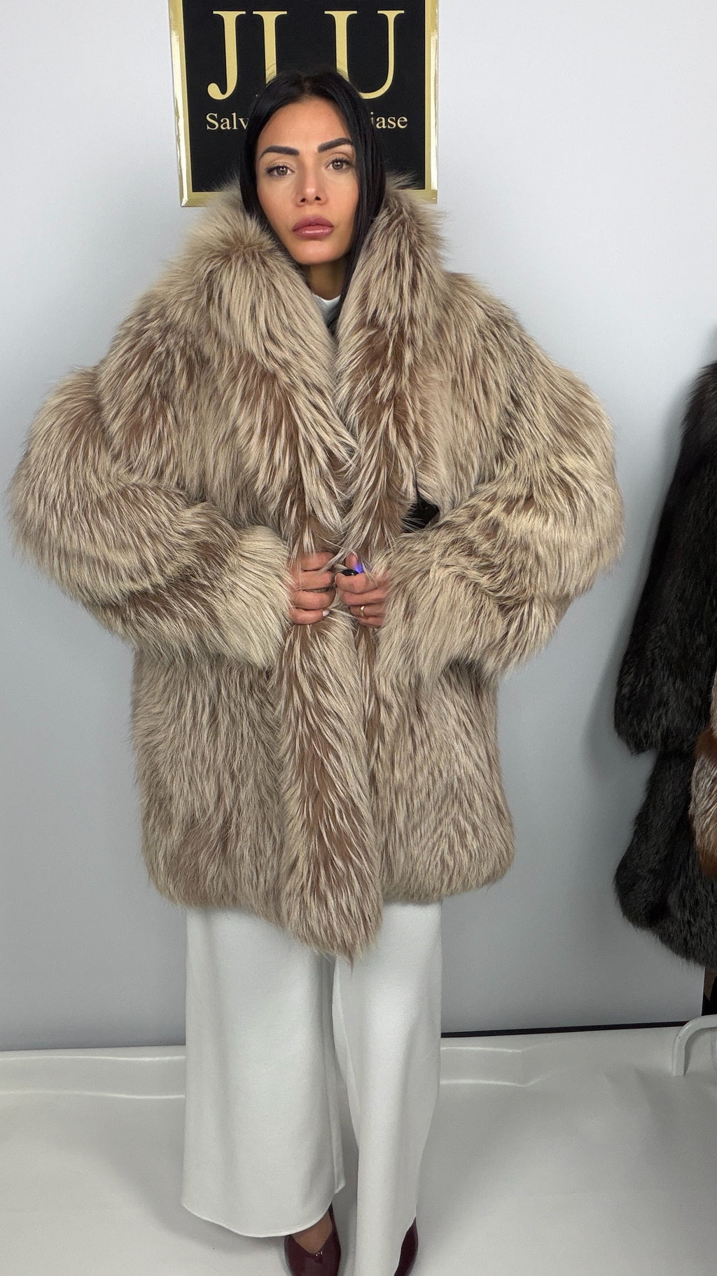 Giacca in Volpe Argentata Tortora Beige – 80 cm – dettaglio 2