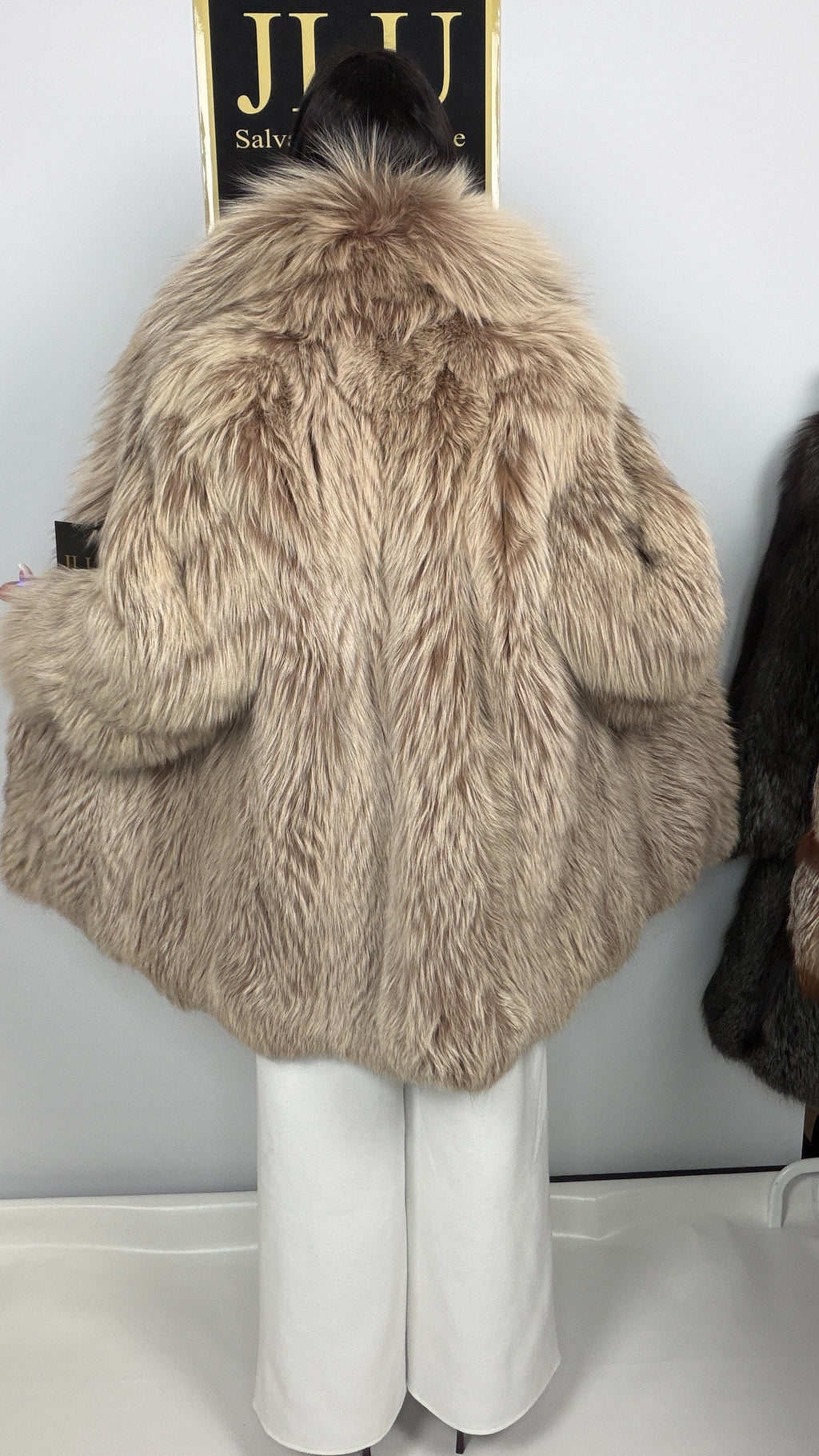 Giacca in Volpe Argentata Tortora Beige – 80 cm – dettaglio 5