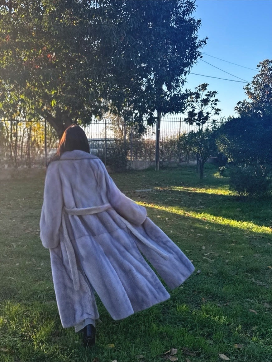 Cappotto in Visone Zaffiro Pelle Intera con Cintura – dettaglio 3