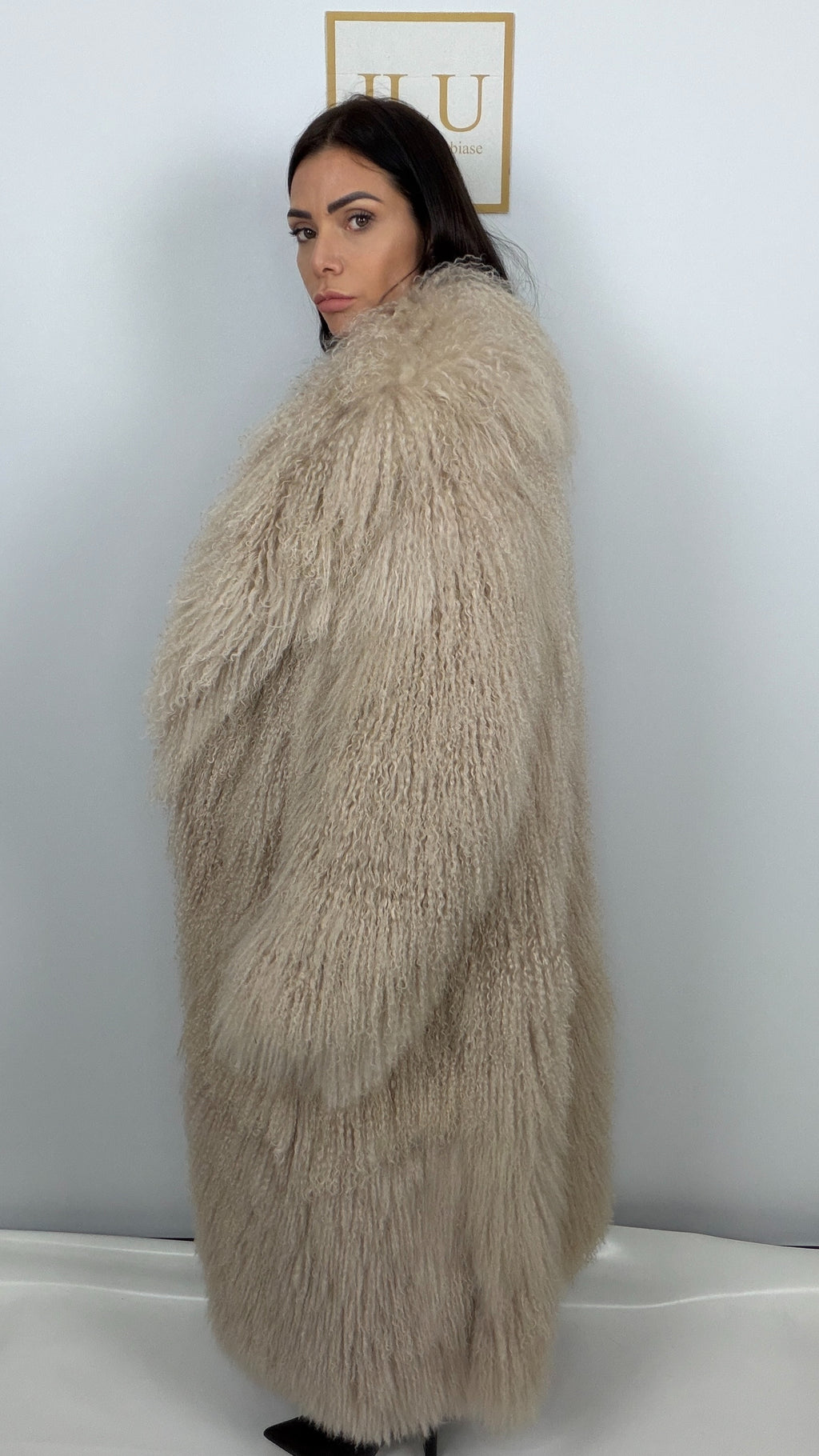 Cappotto in Mongolia con Collo Sciallato – Modello I – dettaglio 4